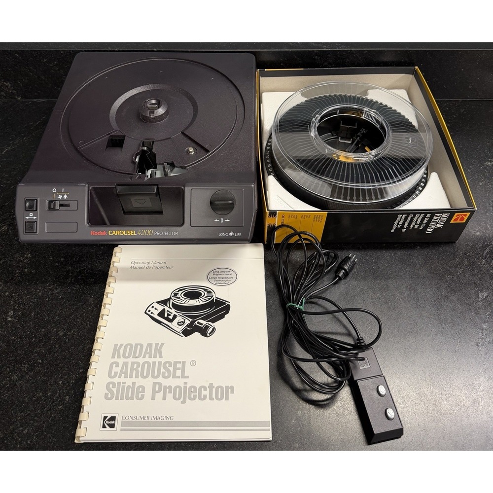 Kodak Carousel 4200 Slide Projector Tested Works w/ Remote Tray Box Manual